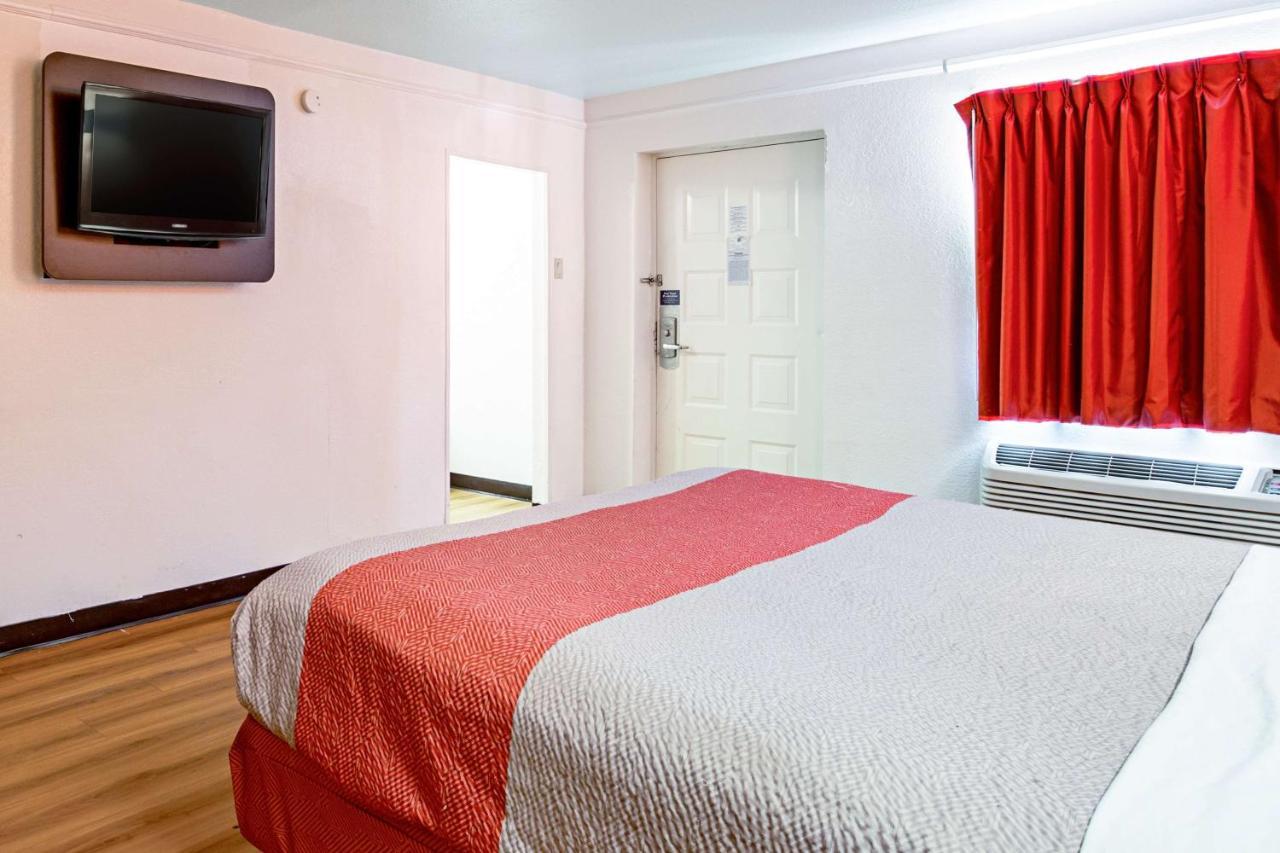 Motel 6 Texas City Exterior foto